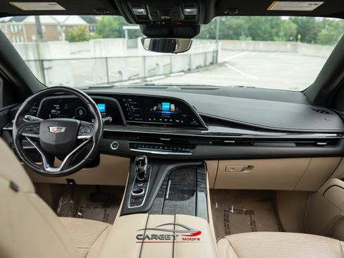 Used 2021 Cadillac Escalade Premium Luxury image 14