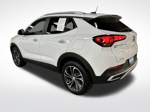 Used 2023 Buick Encore GX Select w/ Safety Package II image 3
