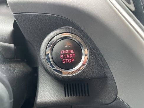 Used 2024 Subaru Crosstrek 2.0i Premium image 14