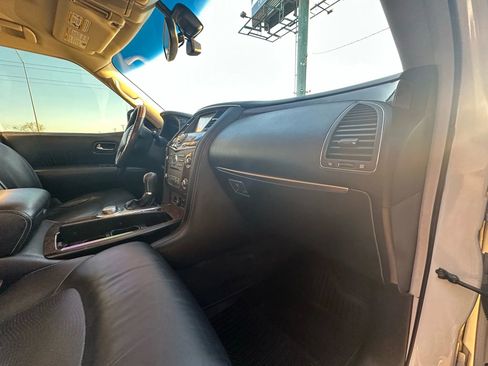 Used 2015 INFINITI QX80 Luxe w/ 22" Wheel Package image 24