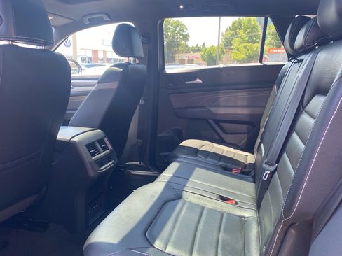 Certified 2023 Volkswagen Atlas Cross Sport SEL Premium R-Line AWD/4WD image 21