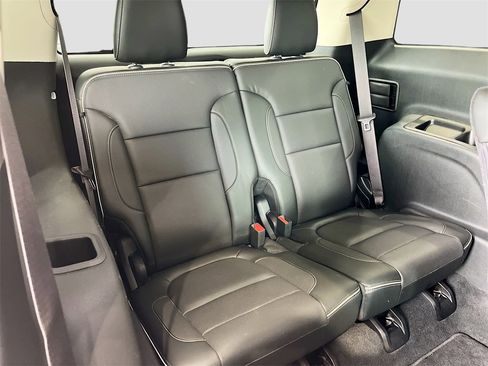 Used 2023 GMC Acadia Denali w/ Denali Technology Package image 28