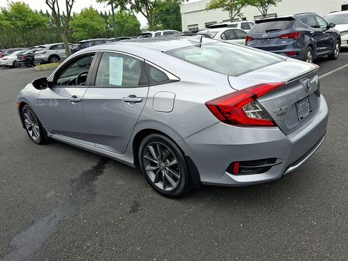 Certified 2019 Honda Civic EX image 4