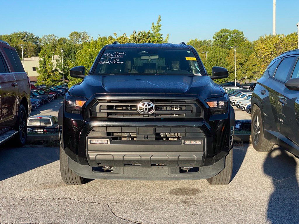 Used 2025 Toyota 4Runner SR5 RWD image 2