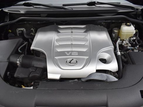 Used 2021 Lexus LX 570 4WD w/ Sport Package image 8