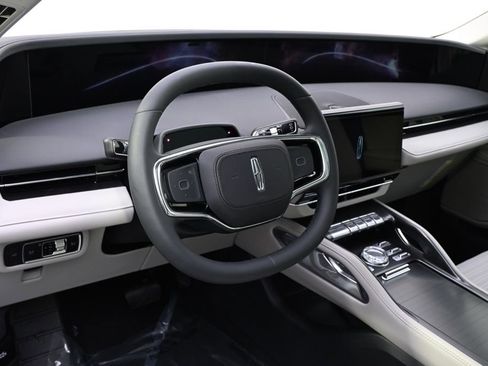 New 2026 Lincoln Nautilus Reserve image 11