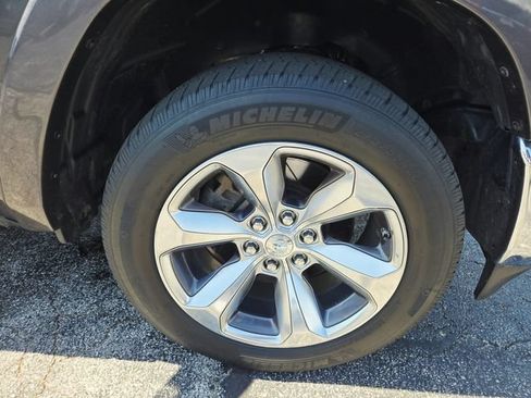 Used 2019 RAM 1500 Limited AWD/4WD image 40