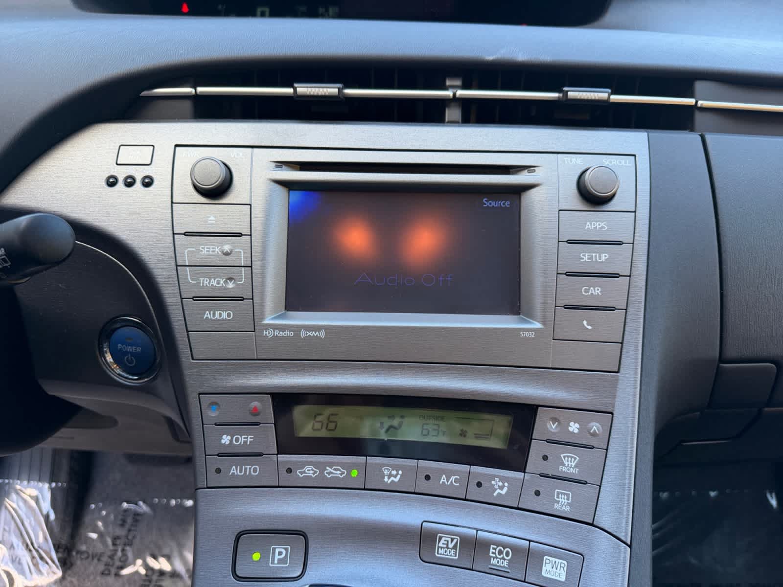 Used 2015 Toyota Prius Three FWD image 14