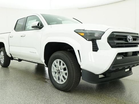 New 2026 Toyota Tacoma SR5 AWD/4WD image 29