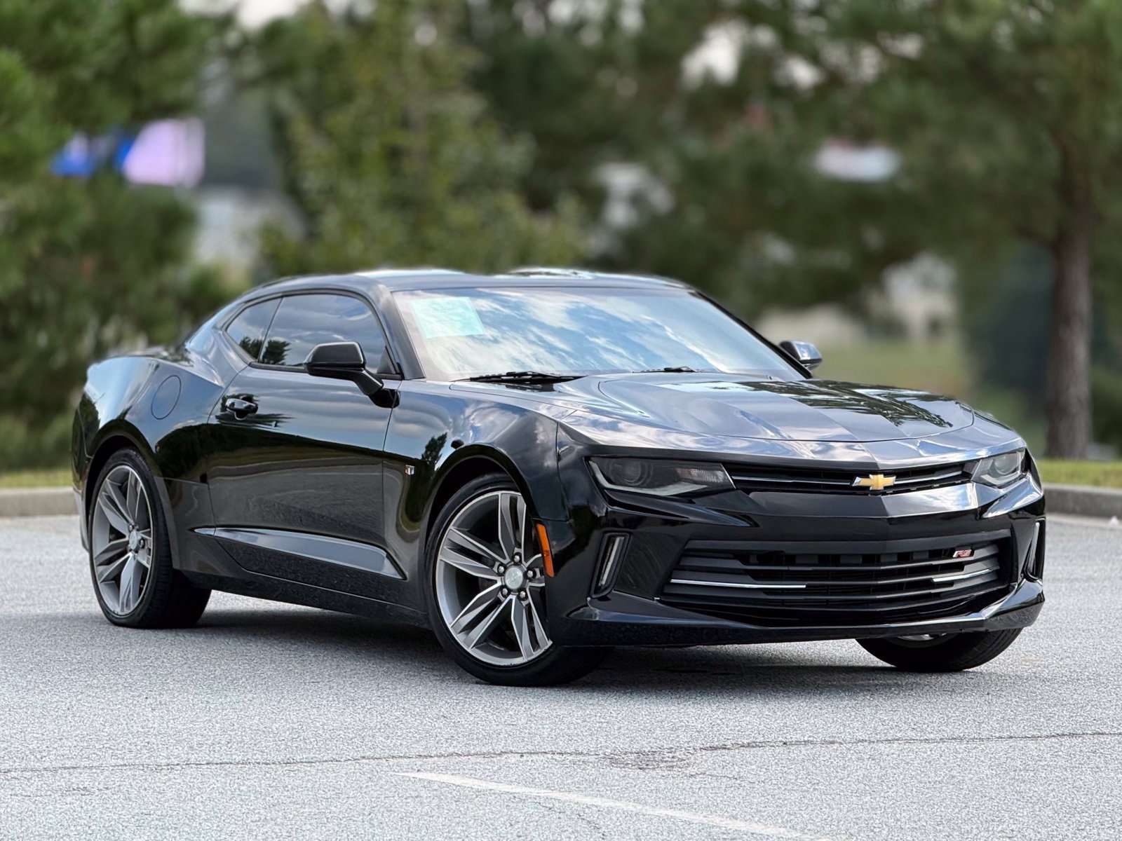Used 2018 Chevrolet Camaro LT w/ RS Package RWD image 13