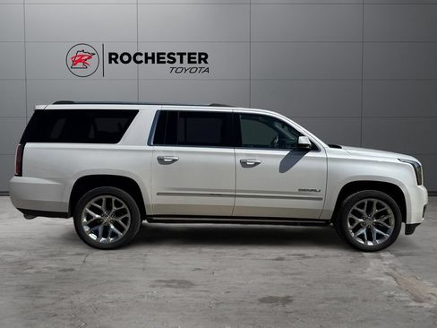 Used 2019 GMC Yukon XL Denali AWD/4WD image 6