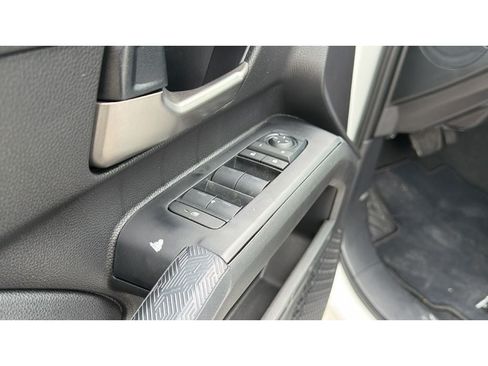 New 2026 Toyota Tacoma TRD Off-Road AWD/4WD image 15