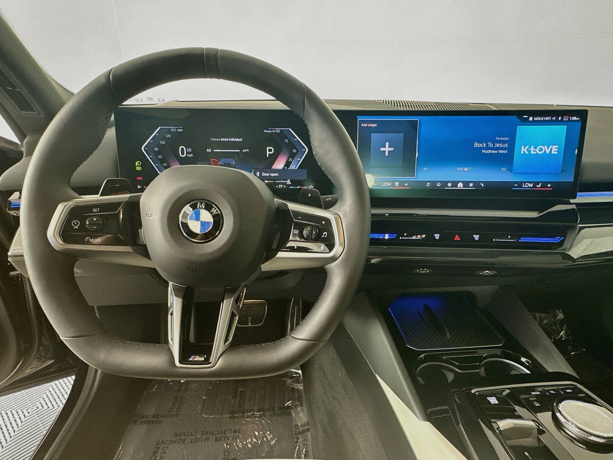 Used 2025 BMW 530i w/ M Sport Package RWD image 11
