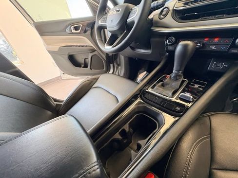 Used 2025 Jeep Compass Limited AWD/4WD image 31