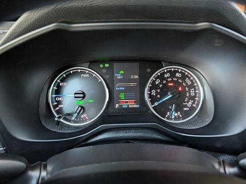 Used 2022 Toyota RAV4 XLE w/ Convenience Package image 20