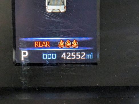 Used 2022 Toyota Tundra Limited image 16