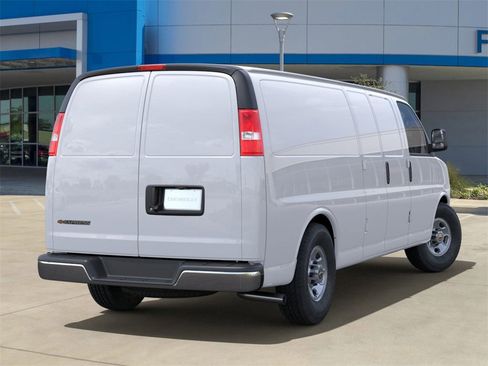 New 2024 Chevrolet Express 3500 Extended w/ Driver Convenience Package image 4