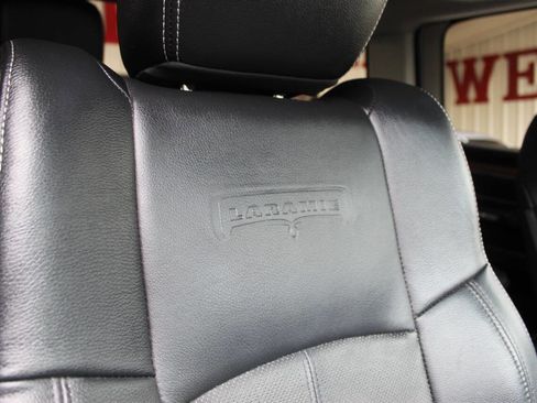 Used 2018 RAM 1500 Laramie w/ Convenience Group image 23