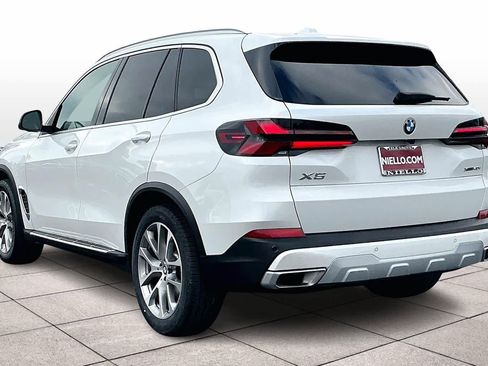 Used 2025 BMW X5 xDrive40i image 15