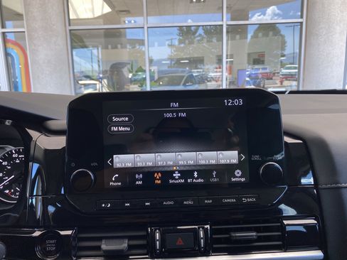 Used 2025 Nissan Pathfinder SL w/ Cargo Package AWD/4WD image 47