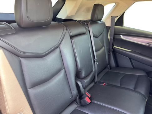 Used 2017 Cadillac XT5 Premium Luxury w/ Driver Assist Package FWD image 18