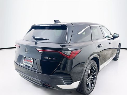 Used 2024 Acura ZDX A-Spec image 7