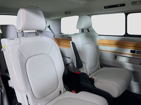 New 2025 Volkswagen ID. Buzz Pro S Plus image 29