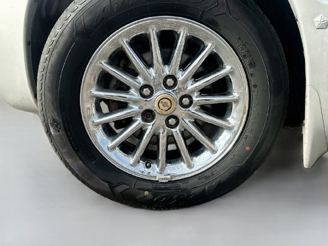 Used 2000 Chrysler Town & Country Limited AWD/4WD image 29