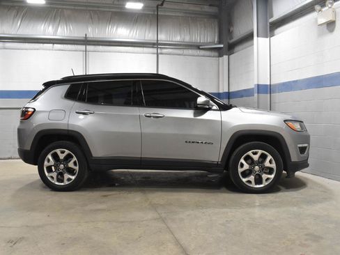 Used 2021 Jeep Compass Limited AWD/4WD image 28