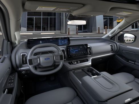 New 2026 Ford Expedition Active AWD/4WD image 32