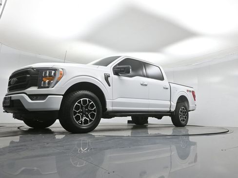 Certified 2022 Ford F150 XLT w/ Equipment Group 302A High image 46