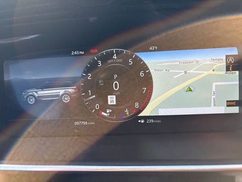 Used 2018 Land Rover Range Rover Sport SE image 69