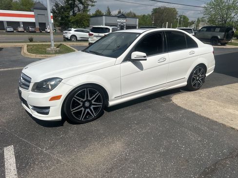 Used 2013 Mercedes-Benz C 300 4MATIC Sedan image 10