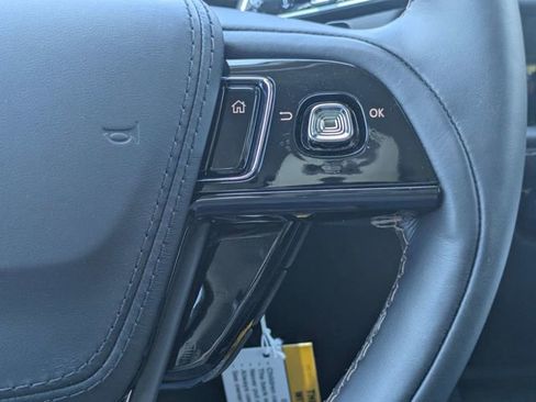 New 2026 Lincoln Aviator AWD image 26