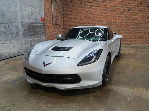 Used 2017 Chevrolet Corvette Stingray Coupe w/ Carbon Flash Badge Package RWD image 6