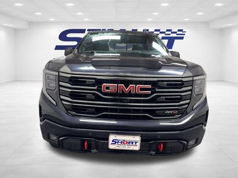 Used 2023 GMC Sierra 1500 AT4 w/ Technology Package image 2