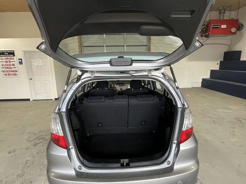 Used 2010 Honda Fit Sport image 5