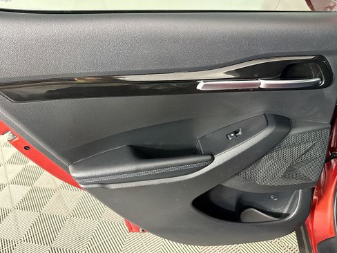 Used 2023 Kia Seltos S w/ Navigation Package FWD image 24