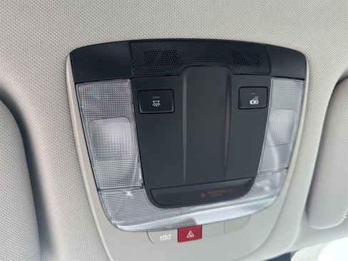 New 2025 Kia Sorento S image 39