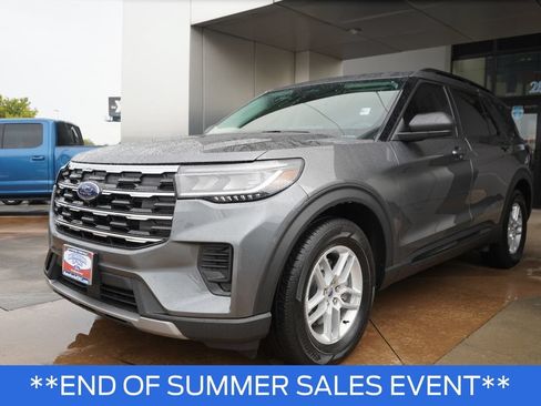 New 2026 Ford Explorer Active RWD image 1