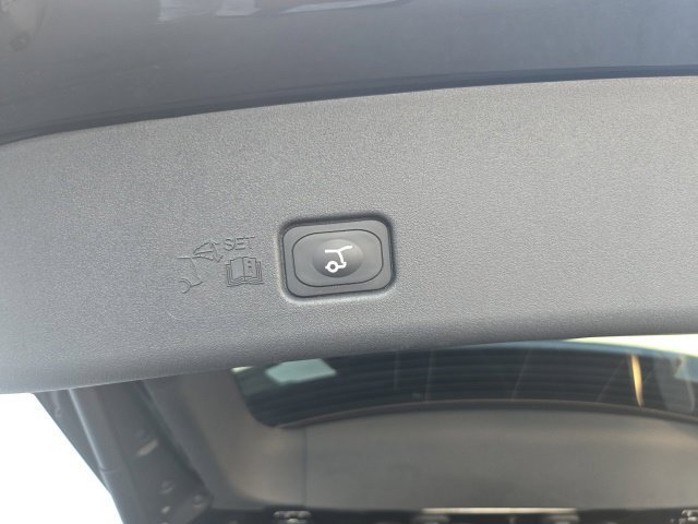 Certified 2026 Lincoln Nautilus Premier w/ Equipment Group 102A AWD/4WD image 20