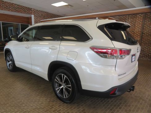 Used 2016 Toyota Highlander XLE FWD image 78