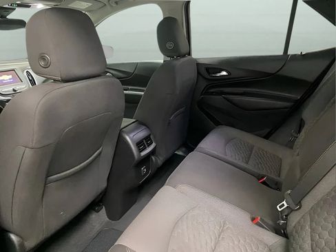 Used 2020 Chevrolet Equinox LT FWD image 11