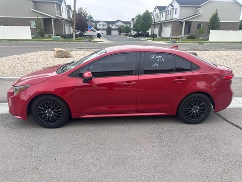 Used 2021 Toyota Corolla LE FWD image 5
