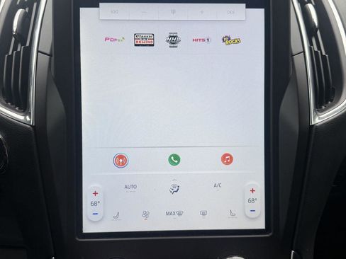 Used 2021 Ford Edge ST w/ Cargo Accessory Package AWD/4WD image 18