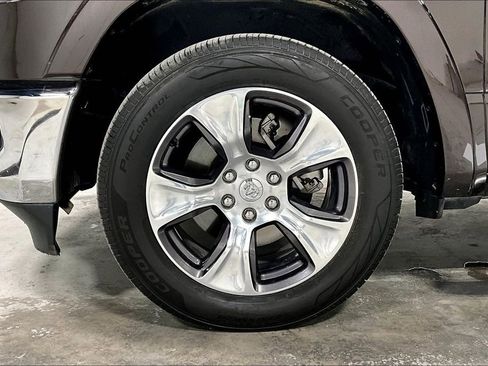 Used 2019 RAM 1500 Laramie image 11
