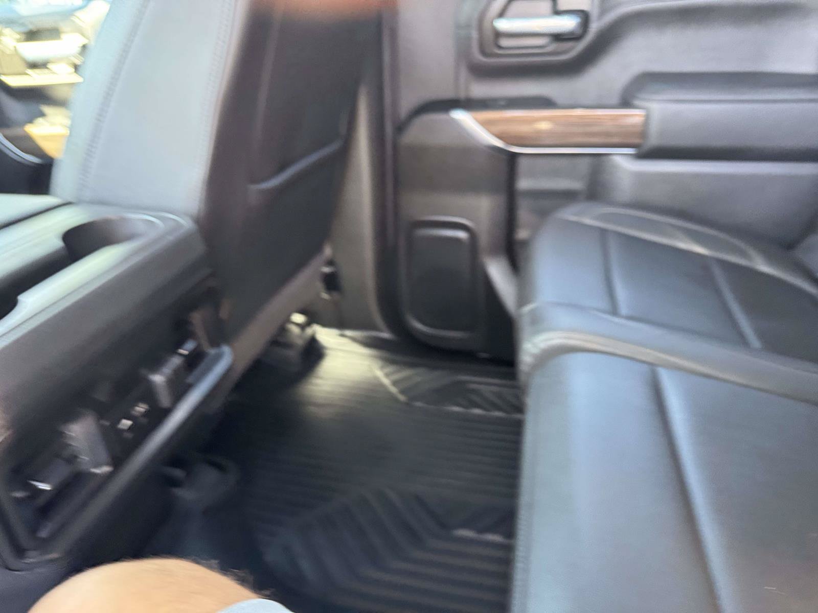 Used 2020 Chevrolet Silverado 1500 RST AWD/4WD image 10