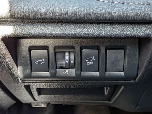 Used 2023 Subaru Outback Limited AWD/4WD image 18