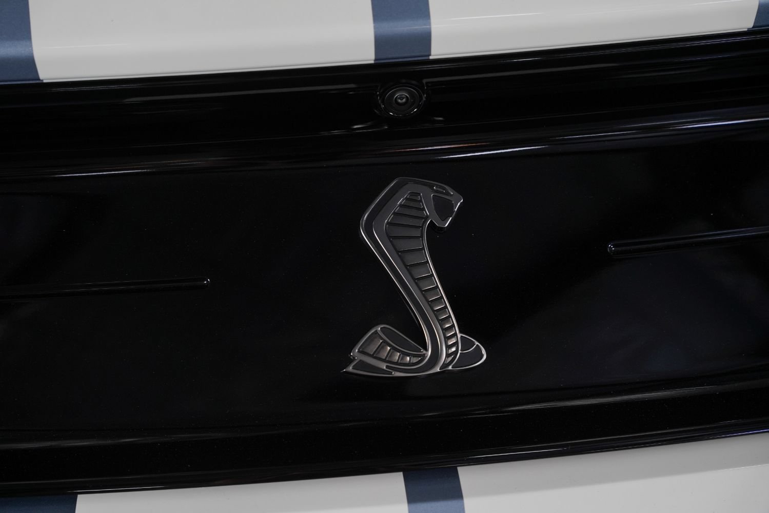 Used 2022 Ford Mustang Shelby GT500 w/ Carbon Fiber Track Pack RWD image 21
