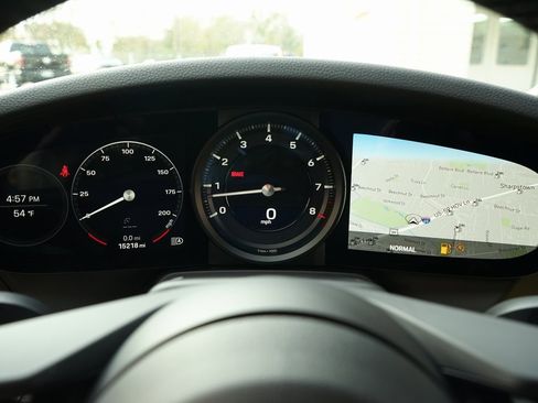 Used 2022 Porsche 911 Carrera S image 17